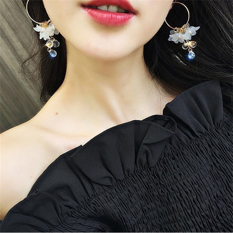 Korean Fashion Zircon White Fl - Women'S Accessories Trends 2026 recension och pris