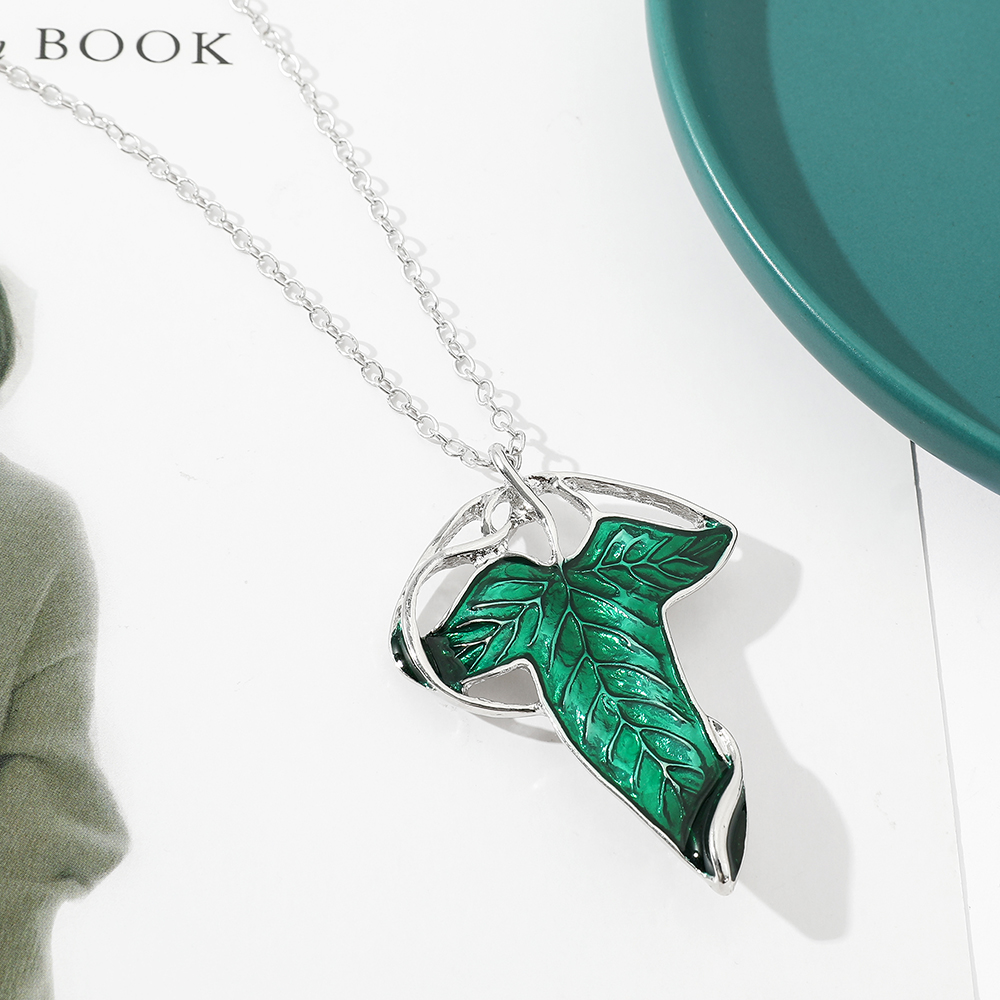 Vintage Green Leaf Pendant Nec - Women Accessories Trending recension och pris