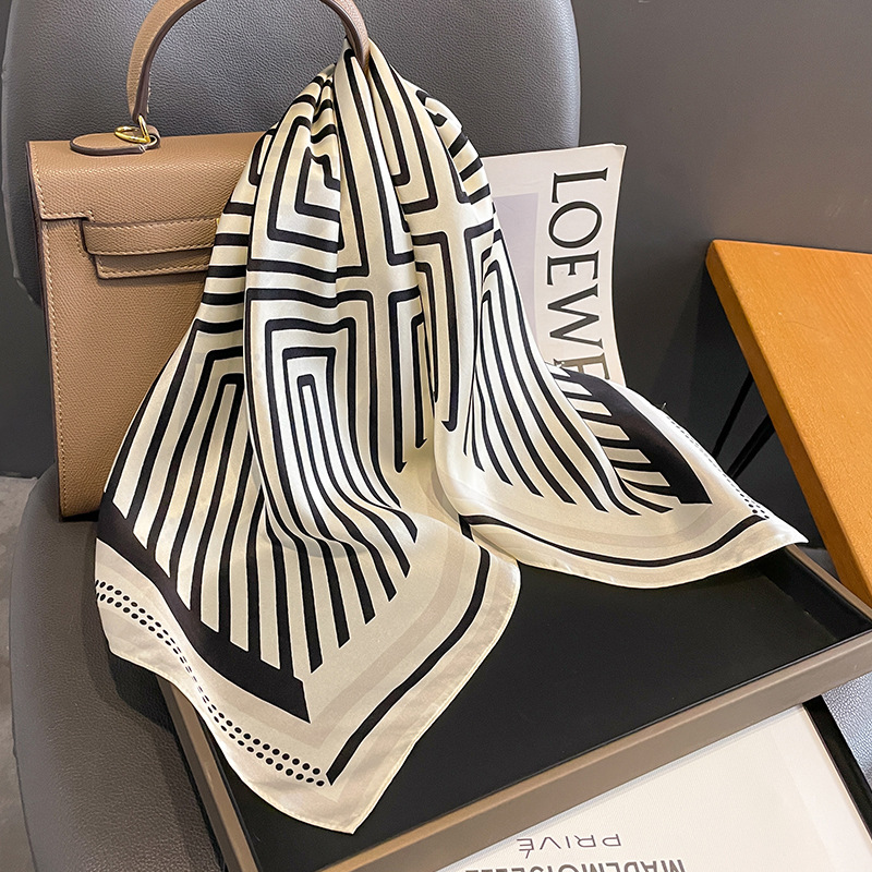 Luxury Brand Neckerchief Sprin - Women Accessories Brands recension och pris