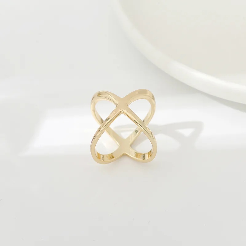 New Cross Scarf Clip X Shape M - Women Accessories Holder recension och pris